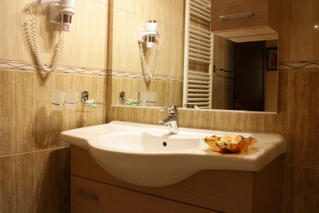 Hotel Esprit براشوف المظهر الخارجي الصورة